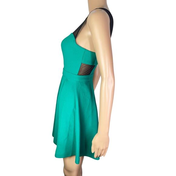 New BCBGeneration Emerald Green Sheer Mesh Cutout Pleated Mini Dress - Picture 3 of 13